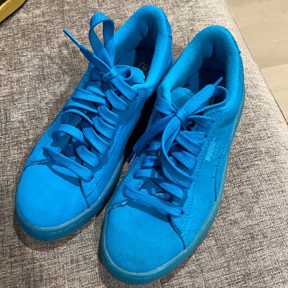 Puma Sneakers Turquoise Suede Sz 4 - Picture 2 of 6